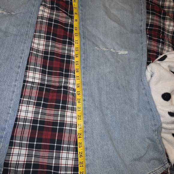 Classic Blue Distressed Women Jeans - Picture 5 of 9